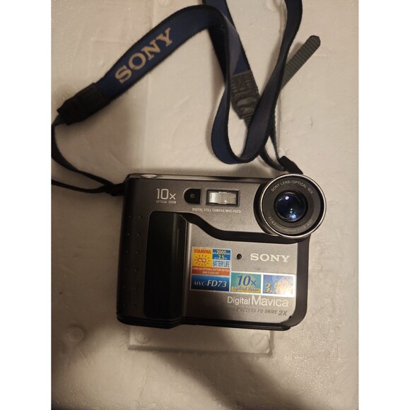 Sony MVC FD100 floppy disk 3.5" Digital LCD screen Mavica zoom Camera - Picture 1 of 9